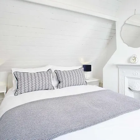 Holiday home Host & - Gun Gutter House *